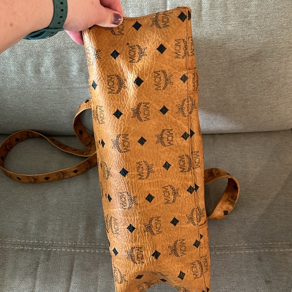 Authentic MCM Visetos shopping tote made in Germany - Picture 8 of 12